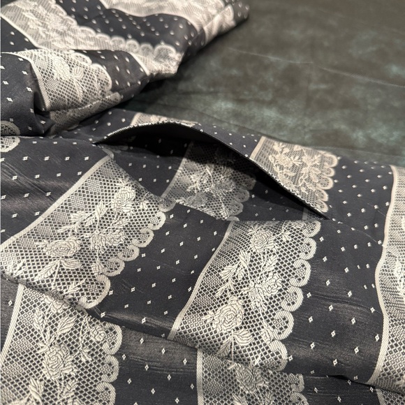 🔥Valentino Black and White Lace Jacket🔥 - Picture 7 of 7